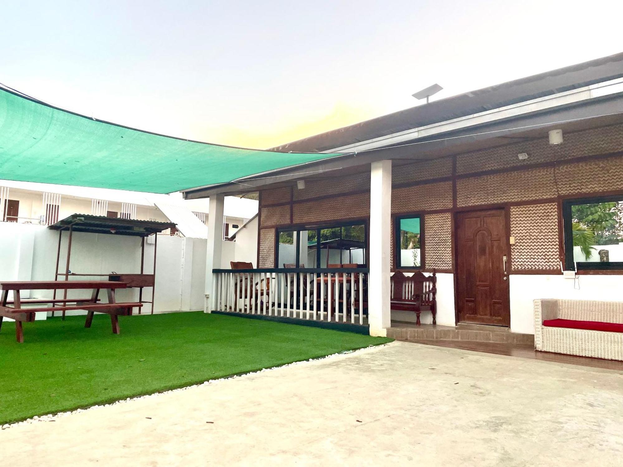 Mayumi Lodge Puerto Princesa Exterior foto